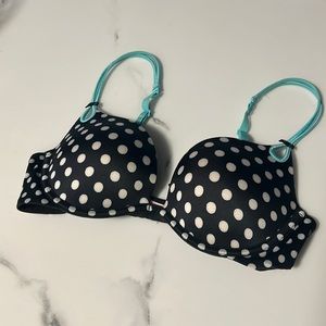 Super cute Victoria’s Secret adjustable sexy little thing bra.